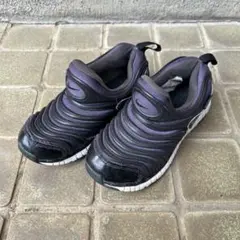 NIKE ナイキ ダイナモフリー 黒 20㎝343738-013