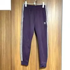 adidas ダークパープル フィットパンツ