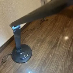 調光機能付きデスクライト 黒
