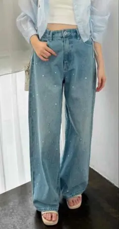 （新品）キラキラビジュー　ワイドデニムパンツ　M