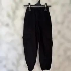 ブラック カーゴパンツ サイドポケット付き
