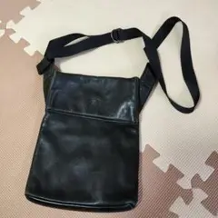 アニエスベー レザーショルダーバッグ