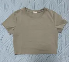 GU ベージュ 半袖 Tシャツ