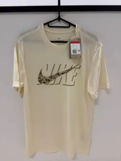 新品Nike The Nike Tee L クリーム色 Tシャツ即日は発送