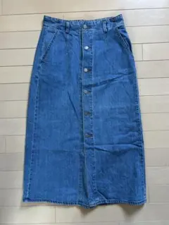 デニムボタンフロントロングスカート