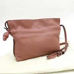 Item thumbnail for item 687ce6bd-b597-43c2-ac27-862ab0397484