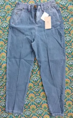 refined works ライトブルー テパード デニムパンツ