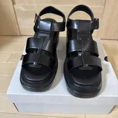 サンダル