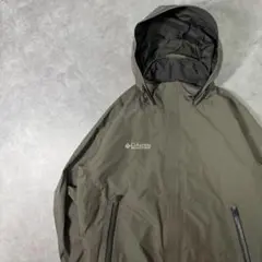 【美品】Columbia マウンテンパーカー ナイロン GORE-TEX カーキ