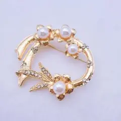 Item thumbnail for item 9e01d8b5-f352-4b39-ae7b-25abef3f038e