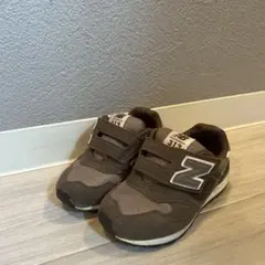 New Balance 313 ブラウン キッズスニーカー