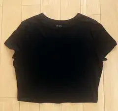 target 黒クロップドTシャツ