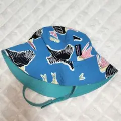 パタゴニア キッズ帽子 バケハ リバーシブル　ブルー×グリーン
