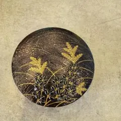 【新品箱入り】吉田華正作　漆器　蒔絵　銘々皿　２枚セット① 新品箱入り】吉田華正作 漆器 蒔絵 銘々皿 2枚セット② - メルカリ