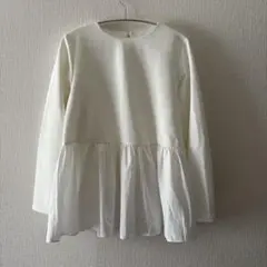 OPAQUE.CLIP ホワイト長袖フリルトップス　パール　へプラム　ドッキング