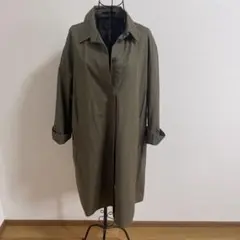 ユニクロオリーブ色ワンピース