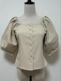 ブラウス