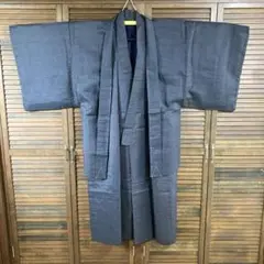 男物　大島紬？　黒地に青　アンサンブル　羽織はしつけ付き