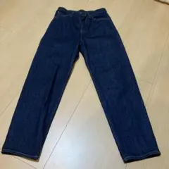 ユニクロ　ジーンズ　ダークブルー ストレートレッグ デニムパンツ