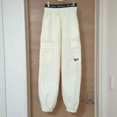 Reebokパンツ160cm ホワイト系