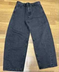 ＧＵバレルレッグジーンズ
