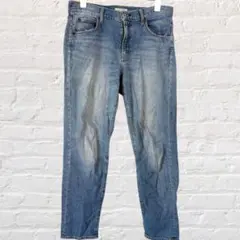 Item thumbnail for item f330dd70-00de-45d0-9a5d-55ba3cc5bd3d