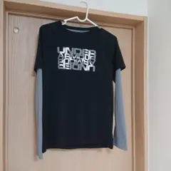 Under Armour 長袖カットソー 黒/灰色