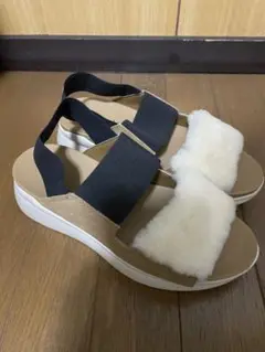 ボア厚底サンダル