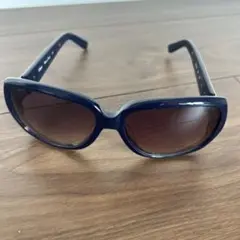 Chloé ネイビー キャットアイサングラス