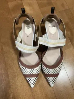 サンダル