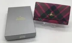 JJ152 ヴィヴィアンウエストウッド 2つ折り長財布 箱付き