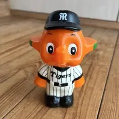 阪神タイガース トラッキー フィギュア