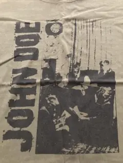 JOHN DOE オリーブ色 Tシャツ Mサイズ