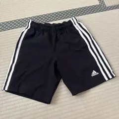 アディダス adidas 黒 ブラック サイドライン ハーフパンツ 140cm