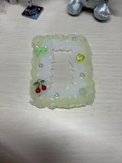 プラスチックとシリコンのフォトフレーム 透明緑色