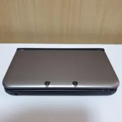 ニンテンドー3DS LL シルバー／ブラック 本体