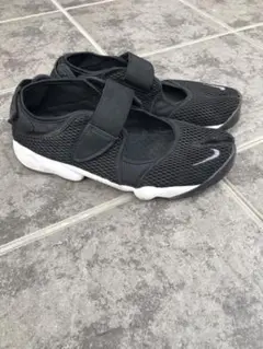 NIKE エアリフト　ブラック　スポーツサンダル　スリッポン　28cm