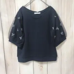 【エルディープライム】五分袖トップス　花柄刺繍　ネイビー　Ｍサイズ　美品