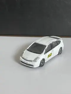 トミカ トヨタプリウス 廃盤