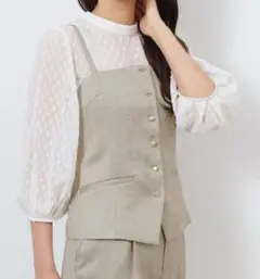 夏物最後値下げ❗️OPAQUE.CLIP　ビスチェストラップジレ