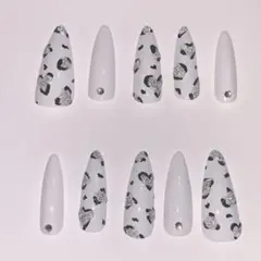 ネイルチップ　ヒョウ柄地雷量産型ギャルキラキラY2Kマグネットフラッシュネイル
