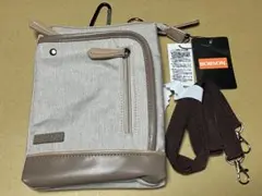 未使用品 BOBSON ショルダーバッグ サコッシュ ベージュ