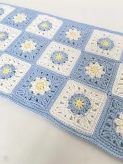 【ハンドメイド】 グラニースクエア マルチカバー マット