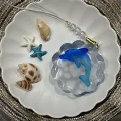 イルカデザインレジンチャーム