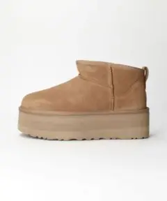 UGG W CLASSIC ULTRA MINI PLATFORM