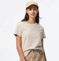 美品 GU コットンスムースクルーネック Tシャツ ベージュ Sサイズ