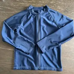 ラッシュガード　新品　130cm