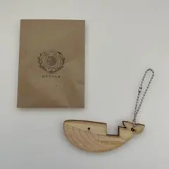 【未使用品】山のくじら舎　スマホスタンド　キーホルダー　天然素材