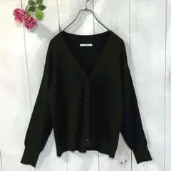 美品！SEASON STYLE LAB Vネックカーディガン【38】黒 シルク混