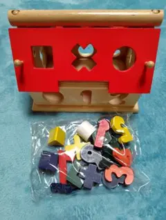 ☆中古☆　ハウスパズル　知育玩具　モンテッソーリ